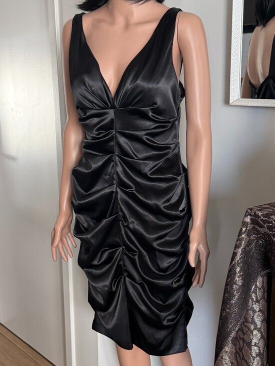 Blondie Nites Dresses & Skirts - BLONDIE NITES by Linda Bernell | Black Satin Ruched Bodycon Cocktail Dress | 12